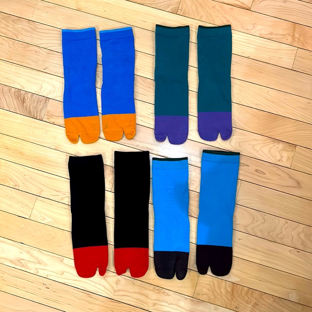Tabi toe socks